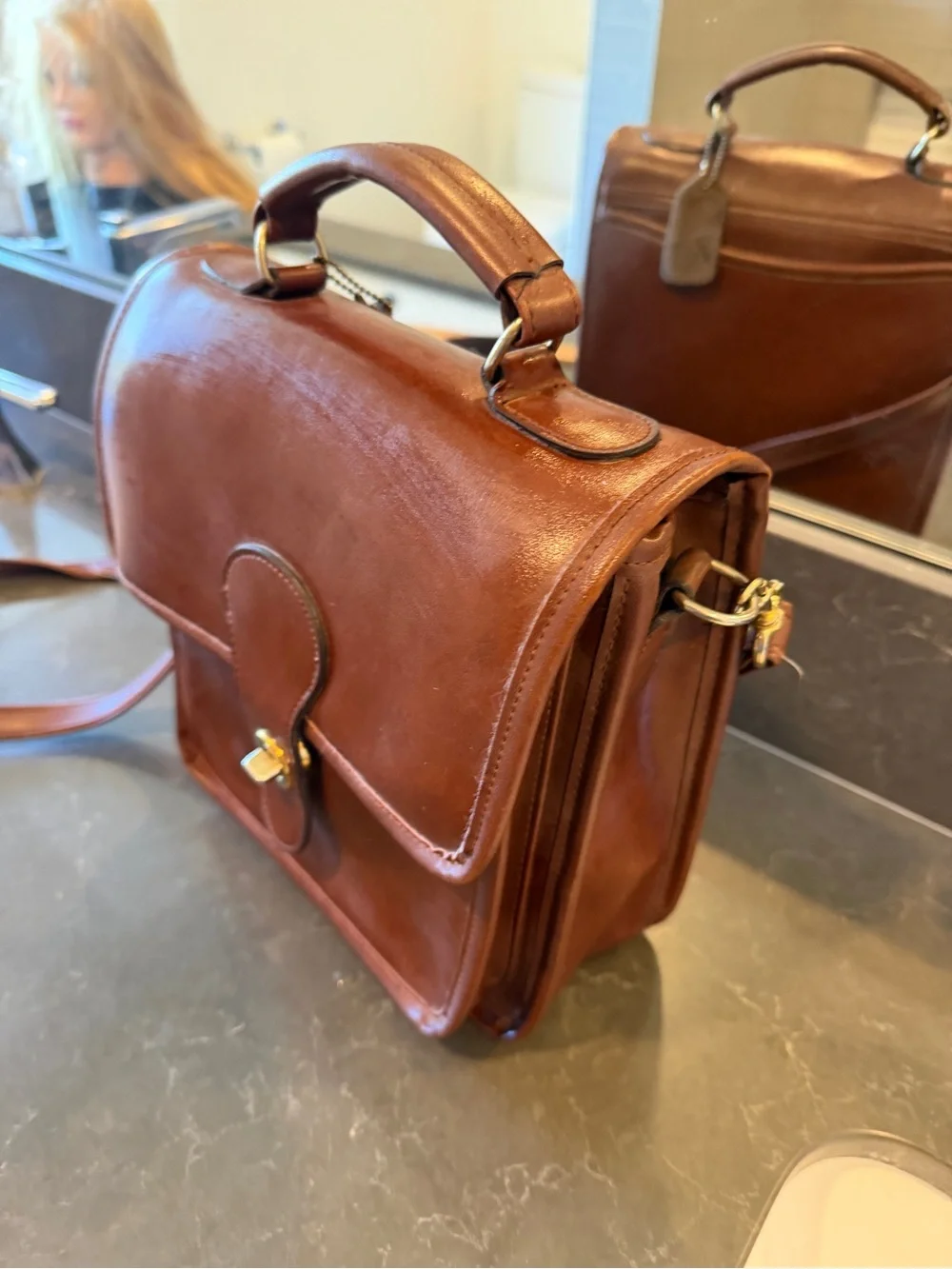 Coach structured messenger